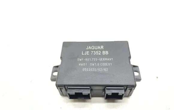 Jaguar XK8 - XKR Parking PDC control unit/module LJE7352BB