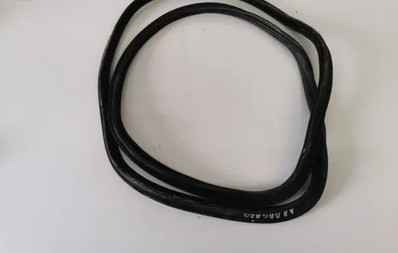 Audi A8 S8 D4 4H Trunk rubber seal (body) 