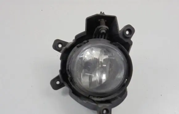 KIA Carens II Front fog light 92202-1D0