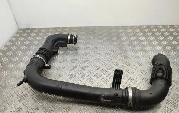 Ford Focus Intercooler hose/pipe CV616C784AG CV616C784BH
