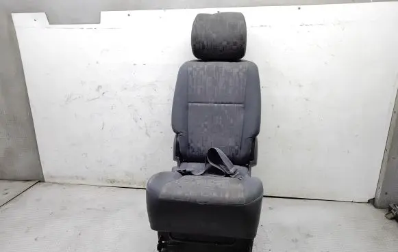 Toyota Previa (XR30, XR40) II Rear seat 