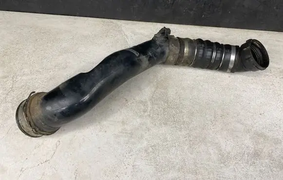 BMW X5 E70 Intercooler hose/pipe 7810307 7810317