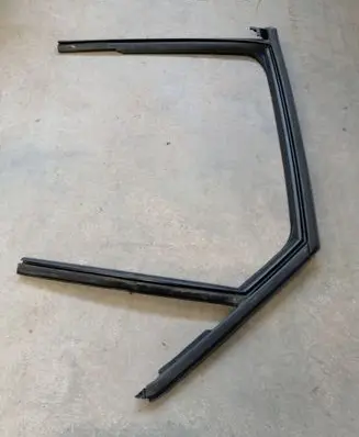 Audi A1 Rear door glass trim molding