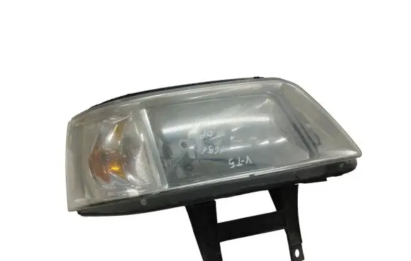Volkswagen Transporter - Caravelle T5 Headlight/headlamp 7H1941016J