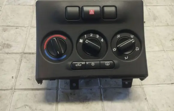 Opel Zafira A Climate control unit 601869 90673 024420732