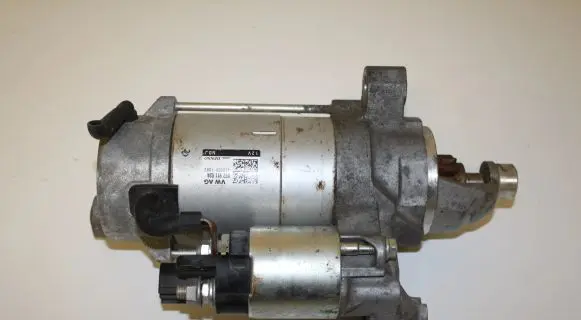 Audi Q7 4M Starter motor 057911024