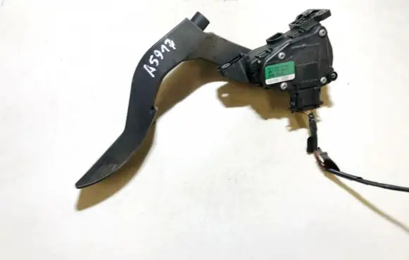 Audi A4 S4 B6 8E 8H Accelerator throttle pedal 8e1721523c 00837505