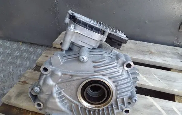 Porsche Macan (95B) Gearbox transfer box case 95B341010 95B927755B