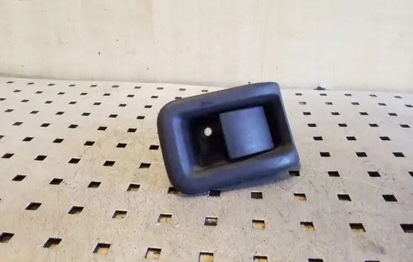 Volvo XC60 Engine bonnet (hood) release handle 30779851