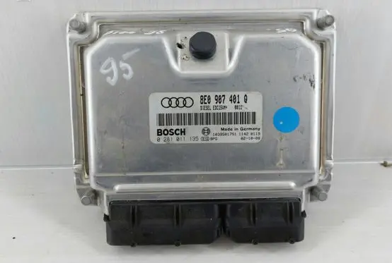 Audi A4 S4 B6 8E 8H Engine control unit/module 8E0907401Q 0281011135