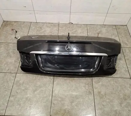 Mercedes-Benz E A207 Tailgate/trunk/boot lid A2077501475