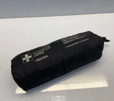 Mercedes-Benz E W211 First aid kit A2118600250 2118600250