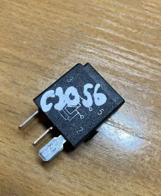 Mercedes-Benz A W168 Other relay 0025421119 C2056