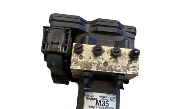 Hyundai ix35 ABS Pump 589202Y350