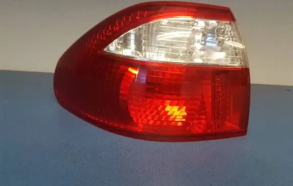 Mazda 626 Rear/tail lights 22061922