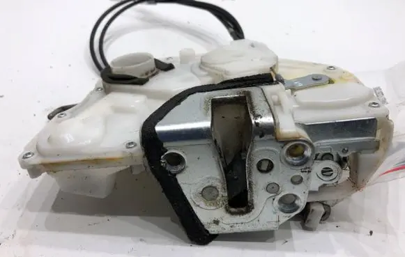 Front door lock