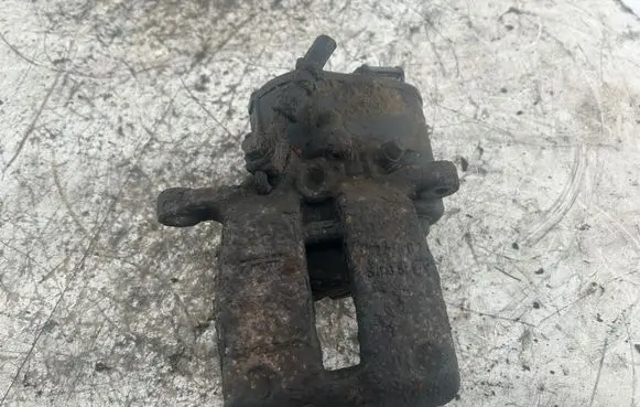 Volvo XC60 Rear brake caliper 32355158A