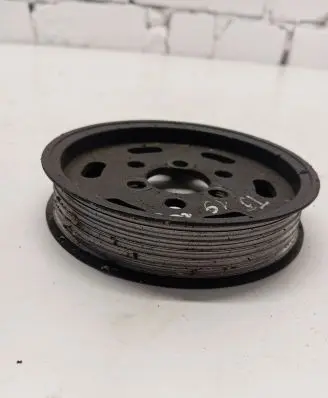 Volkswagen Transporter - Caravelle T5 Power steering pump pulley 038145255B 038145255A