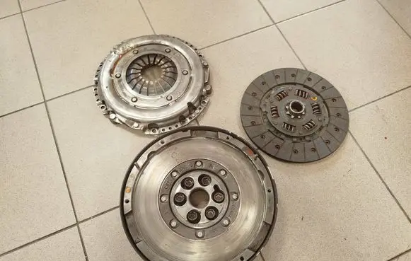 Opel Zafira C Clutch set kit 55581282 000494