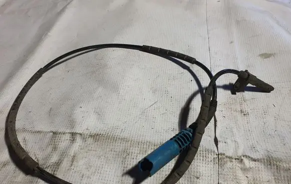 BMW X5 E70 ABS brake wheel speed sensor 611269087059