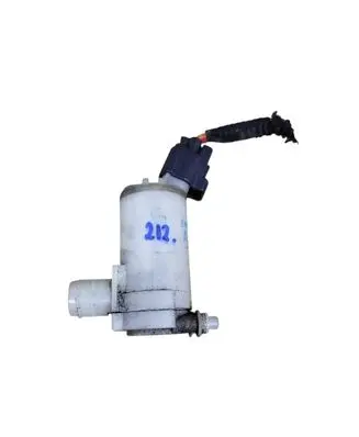 Honda CR-V Windscreen/windshield washer pump 