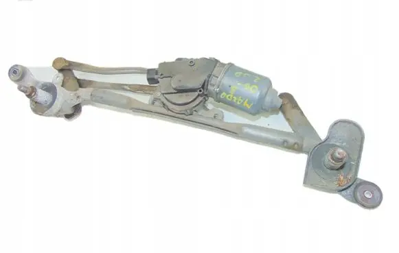 Mazda 5 Front wiper linkage and motor
