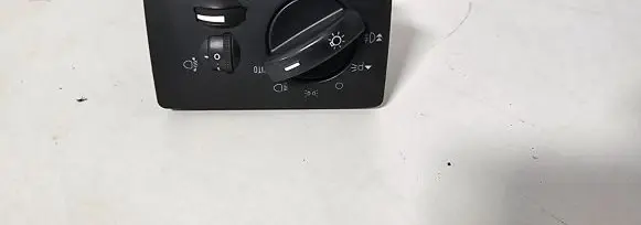 Ford Focus Light switch 13A024