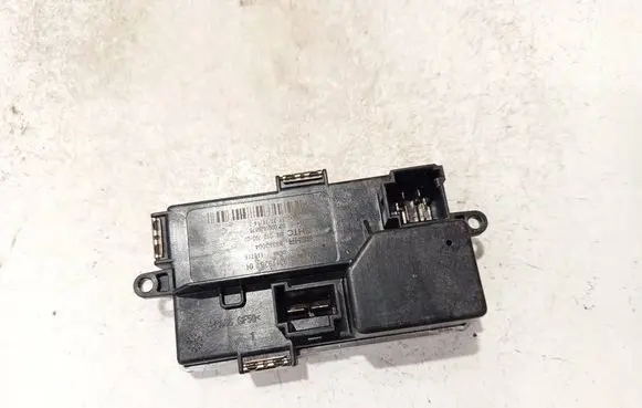 BMW 5 F10 F11 Heater blower motor/fan resistor 931193801 W8353004