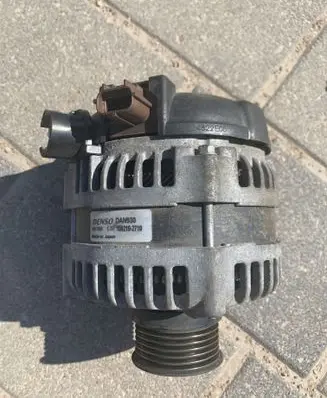 Volvo V50 Generator/alternator DAN930 1042102710