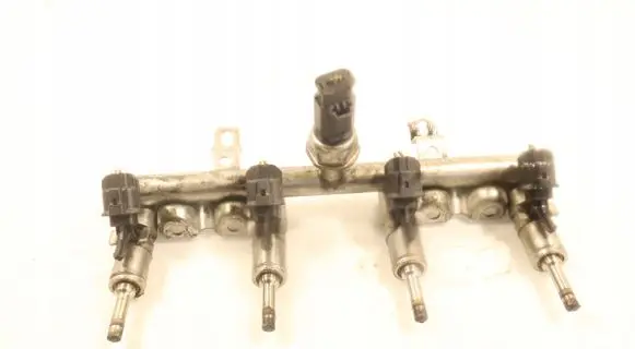 Citroen DS3 Fuel main line pipe 044130172