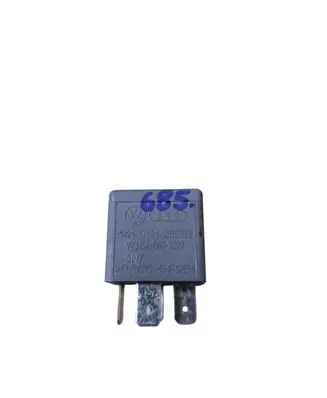 Audi A3 S3 8P Other relay 141951253B