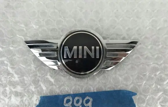 Mini Clubman F54 Manufacturers badge/model letters 7411203