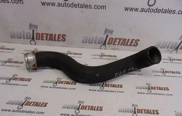 Mercedes-Benz E W211 Engine coolant pipe/hose A2115010882