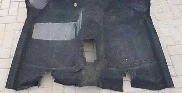 Volkswagen Golf I Front floor carpet liner 171863101