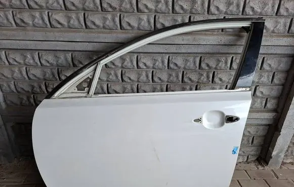 KIA Optima Front door