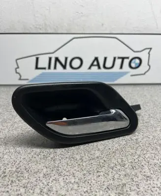 BMW 5 E39 Front door interior handle 8226050