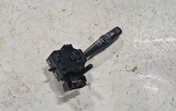Toyota Avensis Verso Wiper control stalk 8465228640