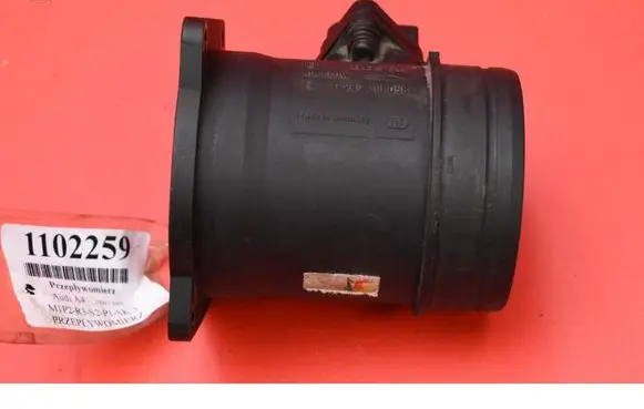 Audi A4 S4 B6 8E 8H Mass air flow meter 0280218058