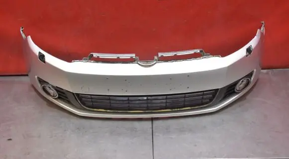 Volkswagen Golf Plus Front bumper