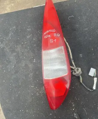 Ford Mondeo Mk III Rear/tail lights 1S7113404 1S7113404C
