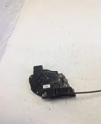 Ford Focus C-MAX Front door lock 3M5AR21813CK