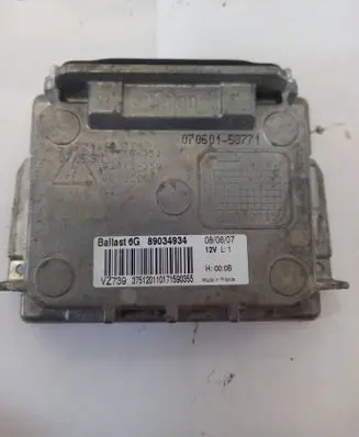 Volvo XC90 Headlight ballast module Xenon 89034934
