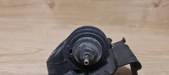 Volvo S70 V70 V70 XC Valve vacuum 1271890