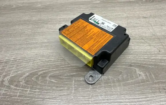 Nissan Qashqai Airbag control unit/module 988204EH0B 627260200 AE4HH149020026