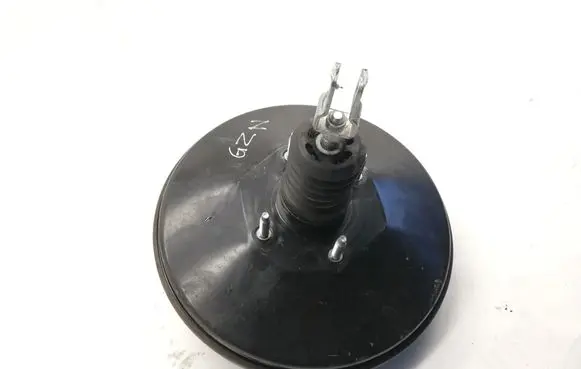 Toyota Verso-S Brake booster 472000F060A
