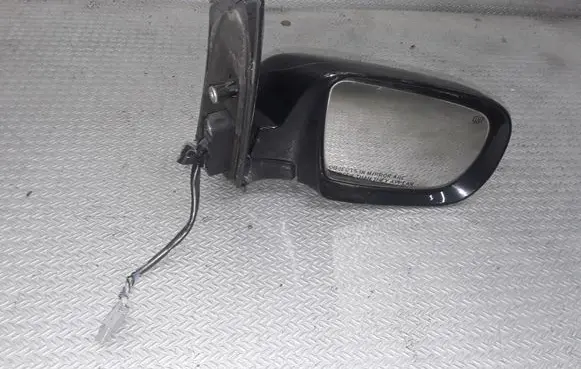 Subaru B9 Tribeca Front door electric wing mirror VC02015