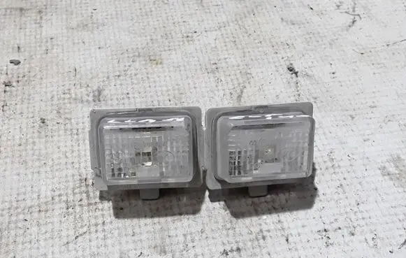 Mercedes-Benz CLA C117 X117 W117 Number plate light A2218200856