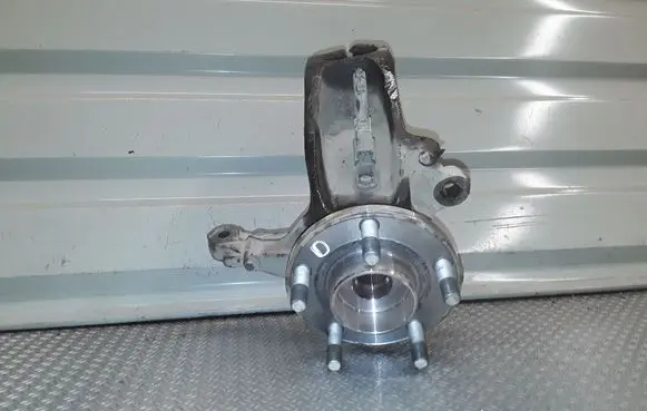 Volvo V50 Front wheel hub spindle knuckle