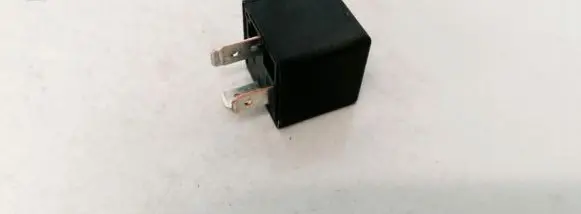 Opel Zafira A Other relay 90464760 V23134-K52-X220