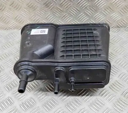 Active carbon filter fuel vapour canister